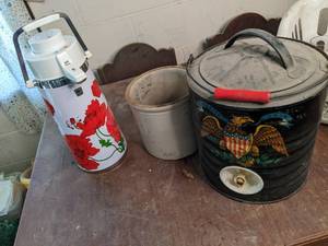 lot 106 image: Vintage Thermos, Beverage Dispenser...