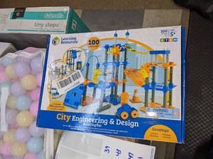 Learning Resources City Engineering and Design Building Set, 100 Pieces, Ages 5