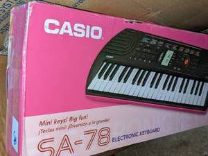 Casio SA-78 44 Key Mini Personal Keyboard, Pink
