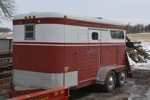 Trail-et 2 stall horse trailer