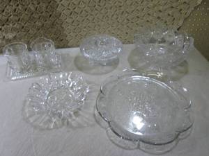 lot 106 image: (F-2) Assorted Glass ...