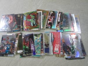 lot 153 image: (BSB) 50 Assorted Basketball Tradin...