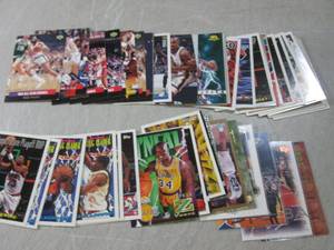 lot 173 image: (BSB) 50 Assorted Basketball Tradin...
