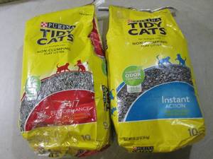 lot 209 image: (C-2) 2 - 10 Pound Bags Purina Tidy...