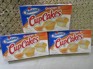 lot 226 image: (B-1) 3 Boxes Hostess Orange Cup Ca...