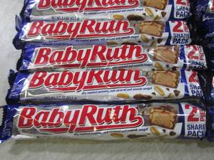 lot 261 image: (B-1) 16 Baby Ruth 2 Piece Share Pa...