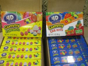 lot 262 image: (B-2) 10 Boxes Each Gummy Car Kits ...