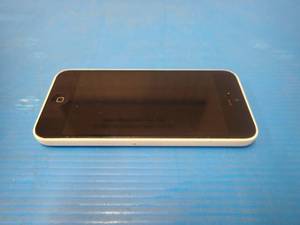 lot 72 image: Apple&nbspIphone 5c A1532  8GB of storage  Verizon carrier  no charger