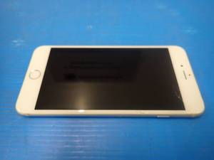 lot 84 image: Apple&nbspiPhone 6 Plus A1522  64GB of storage  AT&ampT carrier  no charger  crack in top right