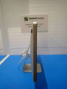 lot 101 image: Apple&nbspThunderbolt Display A1407 LCD  27 screen  2560 x 1440 resolution  includes power and display cables