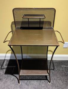 lot 12 image: Tiered Metal Washstand