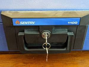 lot 23 image: Sentry Fire and Water Resistant File Safe