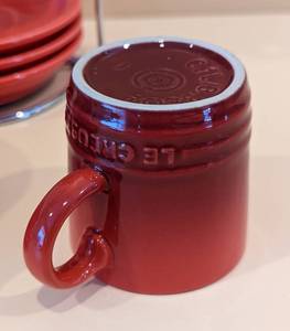 lot 33 image: Espresso Set and Le Creuset Cup