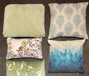 lot 71 image: Variety of Beautiful Accent Pillows