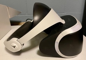 lot 96 image: Playstation VR Bundle Compatible with the PS4