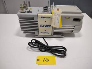 lot 16 image: Savant Model VLP200 Vacuum Pump...