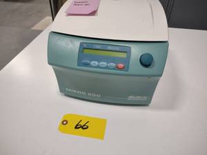 lot 66 image: Hettich Mikro 200 Centrifuge, Needs...