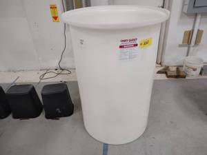 lot 100 image: 150 Gallon Poly Tank...