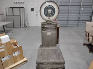 lot 106 image: Toledo Platform Scale, Model 2881, ...