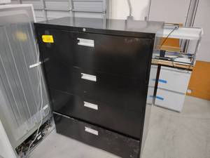 lot 123 image: 4 Drawer Lateral File...