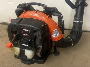 lot 11 image: Echo PB-770H Commercial Backpack Blower