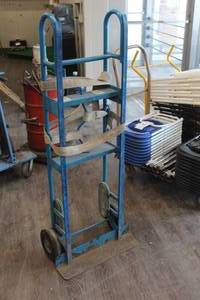 lot 1004 image: Appliance Dolly