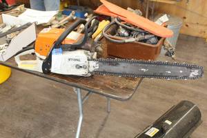 lot 1025 image: Stihl Chain Saw