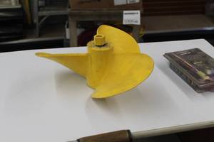 lot 1049 image: Quick Silver Emergency Propeller 13