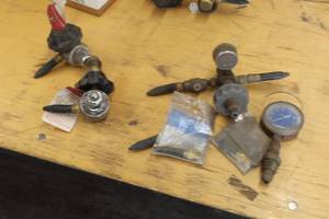 lot 1075 image: Lot of (3) Valve Heads, Extra Regulator and Nozzles