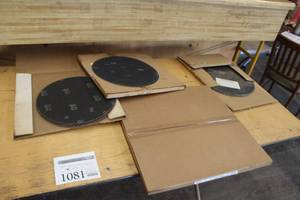 lot 1081 image: Virginia Abrasives 13x120, 13x60, 17x120 Mesh Screen Sanding Discs
