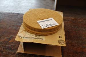 lot 1086 image: Lot of (5) Virginia Abrasives 14 Thin 13 Floor Machine Pads