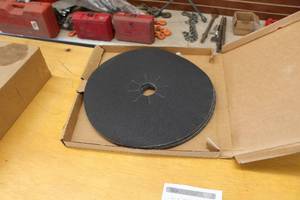 lot 1084 image: Lot of (20) Virginia Abrasives 16x2 80-10, 16x2 100-20 Sanding Discs