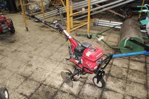 lot 961 image: Honda FC600 Gas Tiller