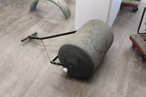 lot 983 image: Brinly-Hardy Lawn Roller