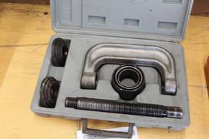 lot 1103 image: PMD Products Ball Joint Repair Kit, Plastic Case