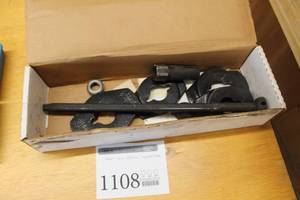 lot 1108 image: Front Coil Spring Compressor