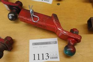 lot 1113 image: Hitch Mount with 2 Ball