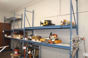 lot 990 image: Racking - Uprights 2x10 (x4), Beams 8 (x10), Beams 4 (x4)