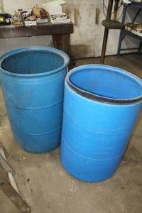 lot 1153 image: Lot of (2) Plastic Barrels