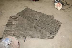 lot 1154 image: Lot of (3) 23x59, 36x60, 36x36 2-tier Floor Mats