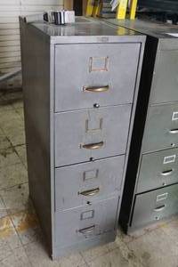 lot 1173 image: Metal File Cabinet 4-drawer