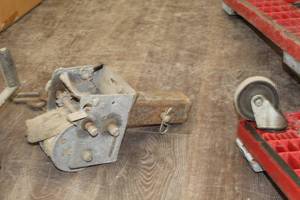 lot 1162 image: Car Trailer Hand Winch