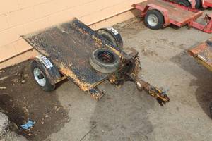 lot 935B image: Single Axle Utility Trailer