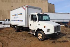 lot 931 image: 2002 Freightliner FL50 2-door Conventional Cab Box Truck