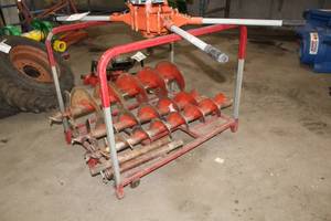 lot 1525B image: Utility Cart 39x28x34