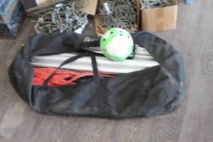 lot 1560 image: Volleyball Set - Net, Poles, Ball, Carry Bag