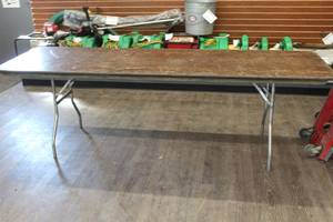 lot 1573 image: MetalWood Folding Banquet Table 8