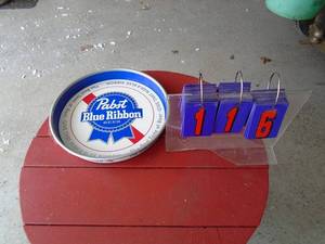 Tin pabst tray. As shown.