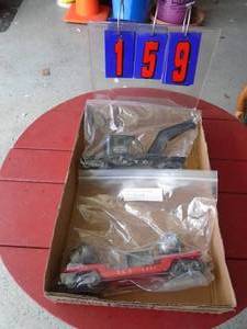 Marx nyc crane car crank is broken, marz BKX # 4581 spot light. Both 0 gauge. As shown.
