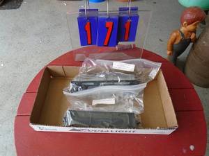 0 gauge lionel sunoco tanker # 6415. Tested 83125 & lionel flat dumping car # 3461.